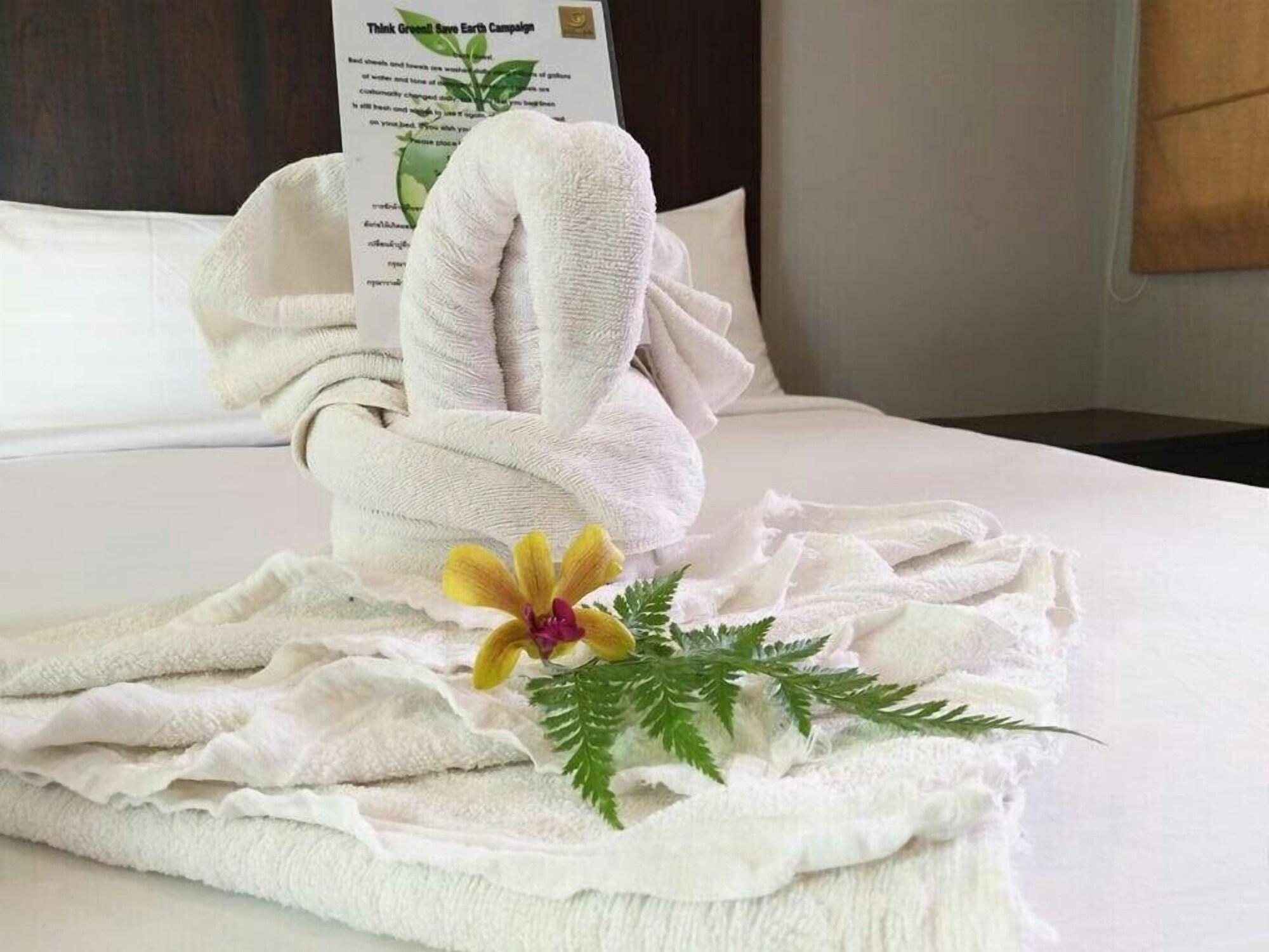 Baannueng@Kathu Hotel Phuket Exterior photo